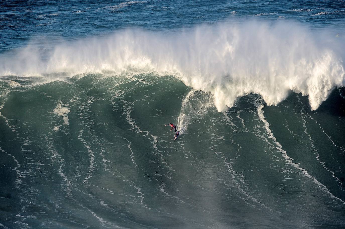 Fotos: El cañón de Nazaré, la ola más grande del mundo