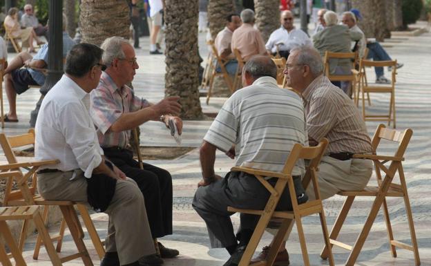 Cómo cobrar el complemento de 525 euros para las pensiones más bajas