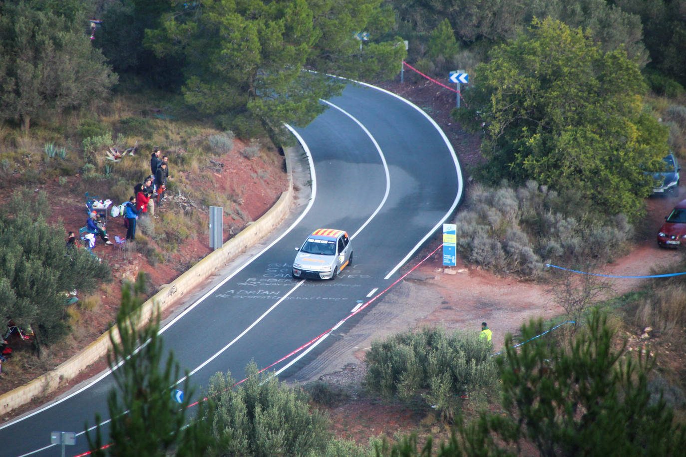 Fotos: Espectacular subida al Garbí con 60 coches por la Calderona