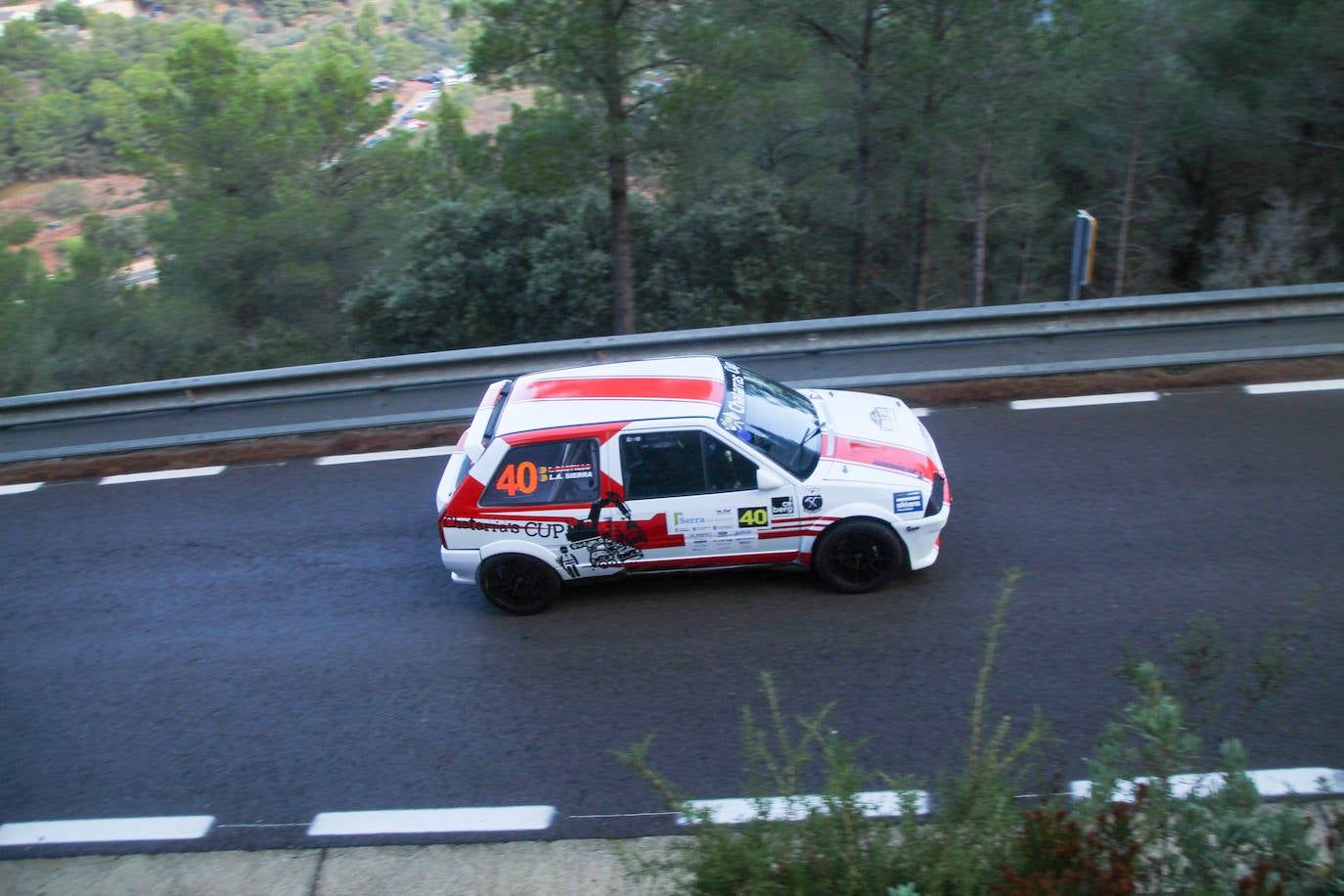 Fotos: Espectacular subida al Garbí con 60 coches por la Calderona