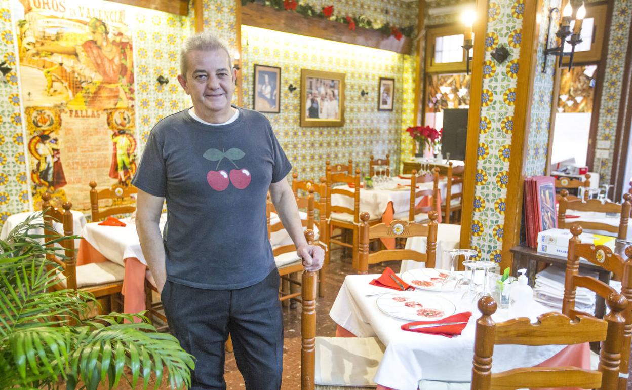 José Jordán, responsable del restaurante El Palacio de la Bellota que ya sufre las cancelaciones por el repunte de casos. 