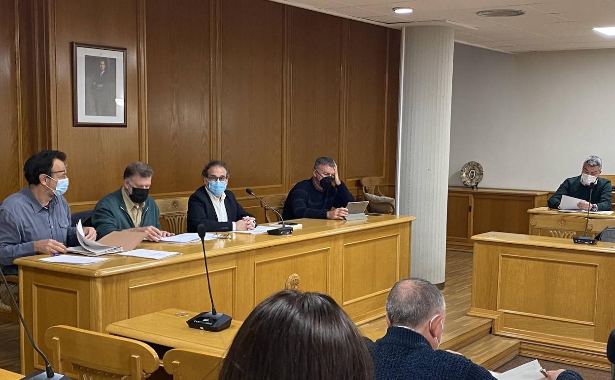 La asamblea de la Comunidad de Vertidos. 