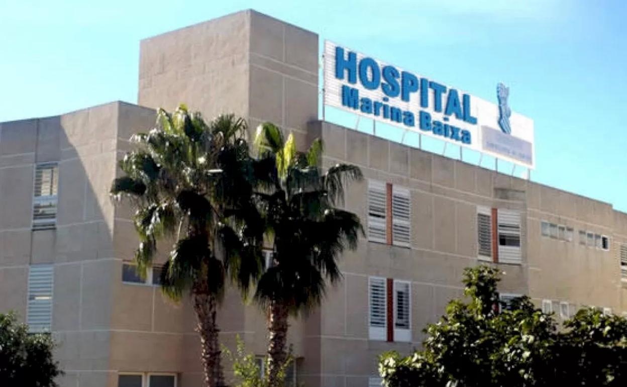 Imagen del exterior del hospital de la Marina Baixa