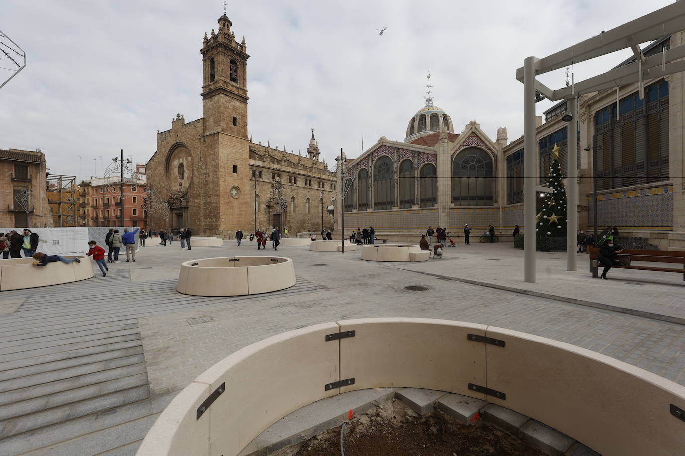 La plaza de Ciudad de Brujas de Valencia.