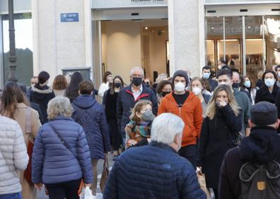 Imagen secundaria 1 - Rebajas en Valencia | El comercio del centro repunta en la recta final de la Navidad