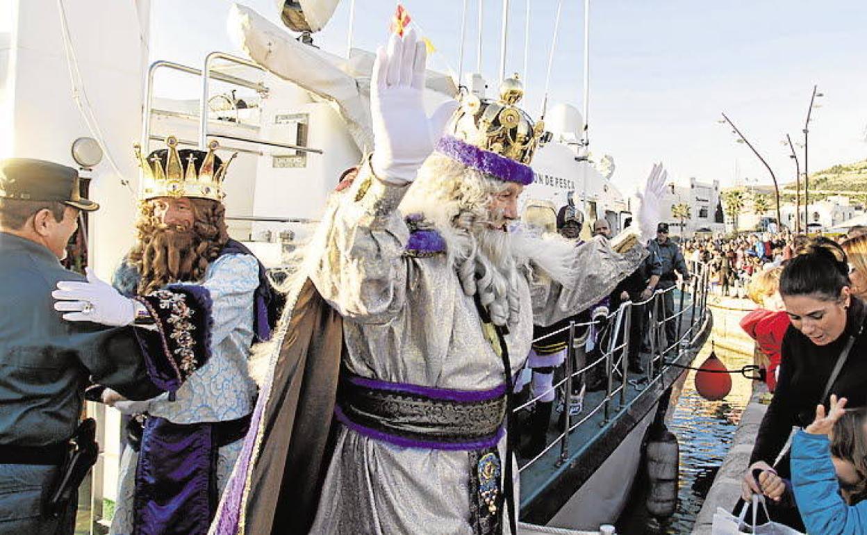 Sus Majestades llegarán en barco pero no estará permitido el acceso para el público. 