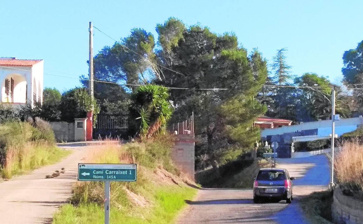 Urbanización del Carraixet, a unos cuantos kilómetros del casco urbano de Xàtiva. 