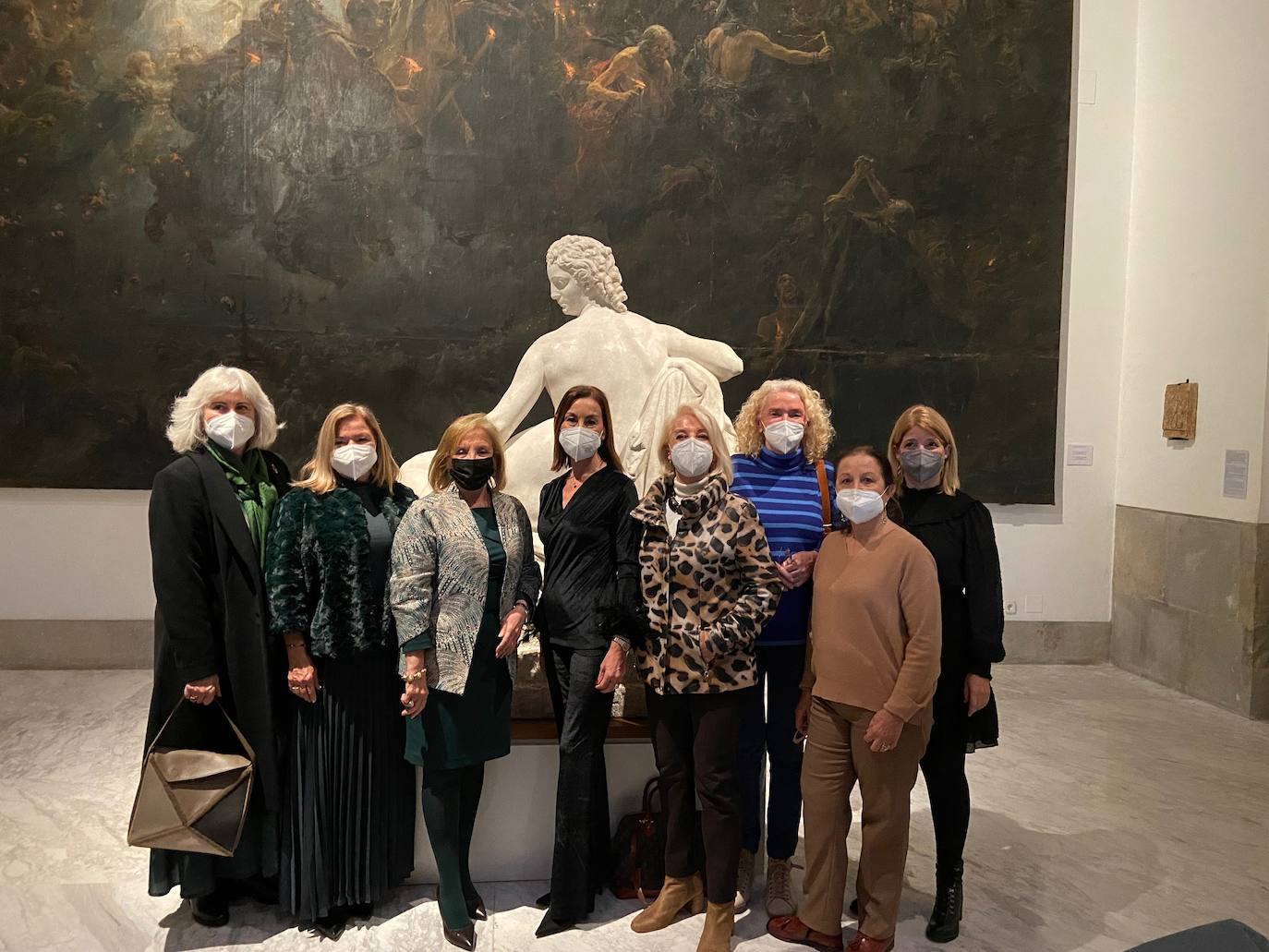 Marta Sagreras, Montse Ricard, María José Navarro, María José Albert, Paqui Sauri,Isabel Torres, Nidita Guerrero y Cristina González.