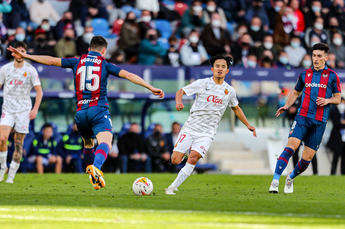 Fotos: Todas las fotos del partido Levante UD - RCD Mallorca en el estado Ciutat de Valencia