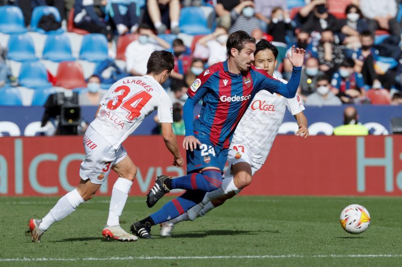 Fotos: Todas las fotos del partido Levante UD - RCD Mallorca en el estado Ciutat de Valencia