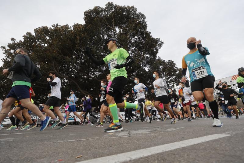 Fotos: Búscate en la salida de la carrera 10K Ibercaja de Valencia