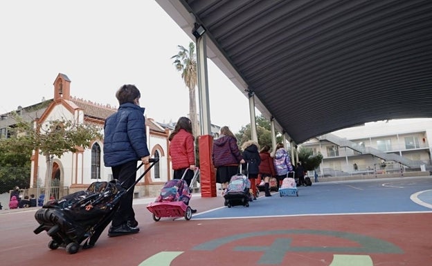 Los alumnos que tengan síntomas también deberán hacer cuarentena