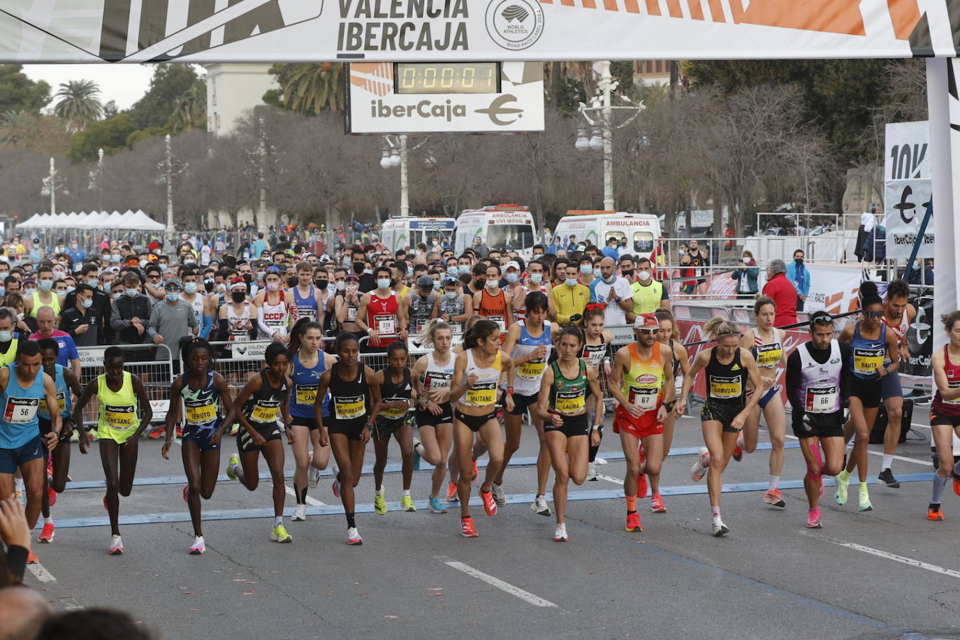 Fotos: Todas las fotos de la carrera 10K Ibercaja de Valencia 2022