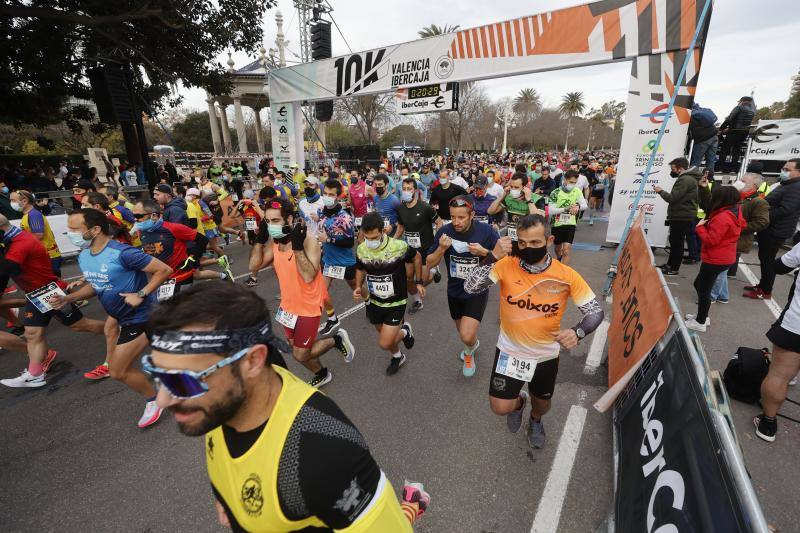 Fotos: Todas las fotos de la carrera 10K Ibercaja de Valencia 2022