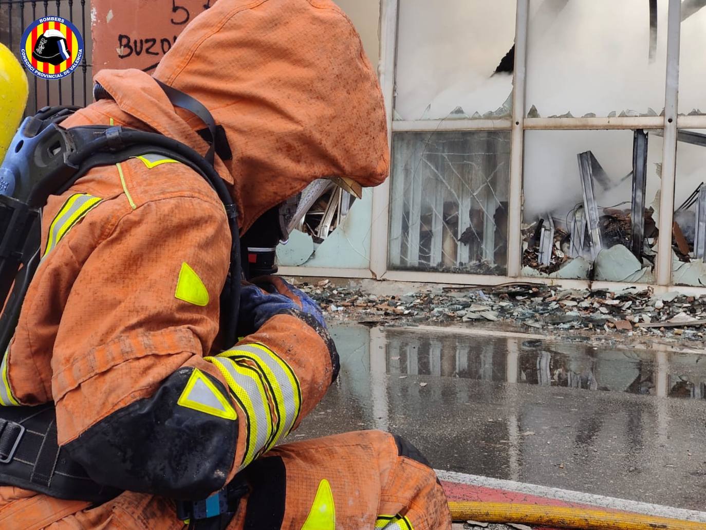 Fotos: Incendio en una nave en Aldaia