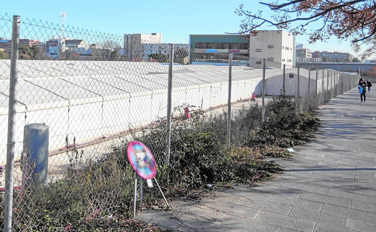 Hospital de campaña instalado junto a La Fe de Valencia.