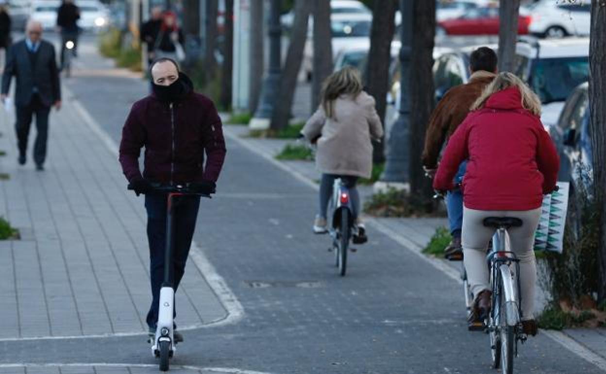 Los patinetes causan 66 accidentes en Gandia y dejan 44 heridos