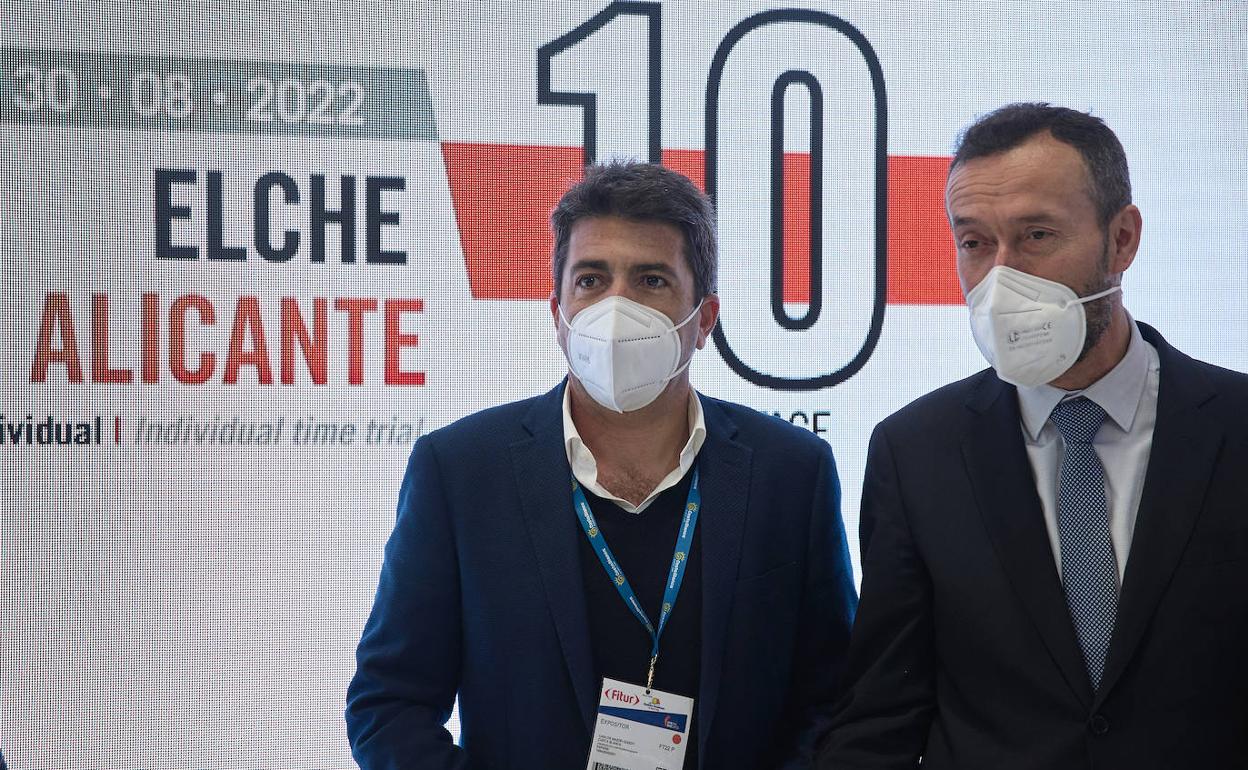 Carlos Mazón y Carlos González, este mediodía en Fitur. 