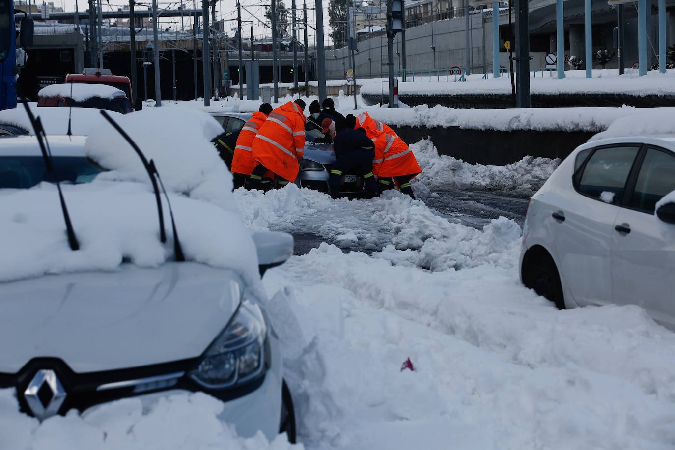 Nieve en Atenas provocada por la borrasca Elpis. 