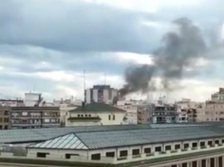 Incendio en una vivienda del barrio de Abastos de Valencia. 