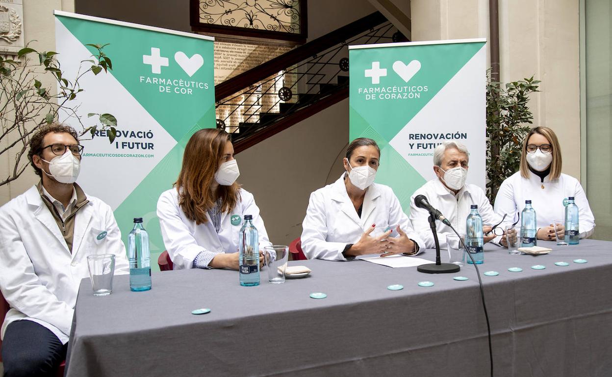 Integrantes de la candidatura alternativa Farmacéuticos de Corazón.