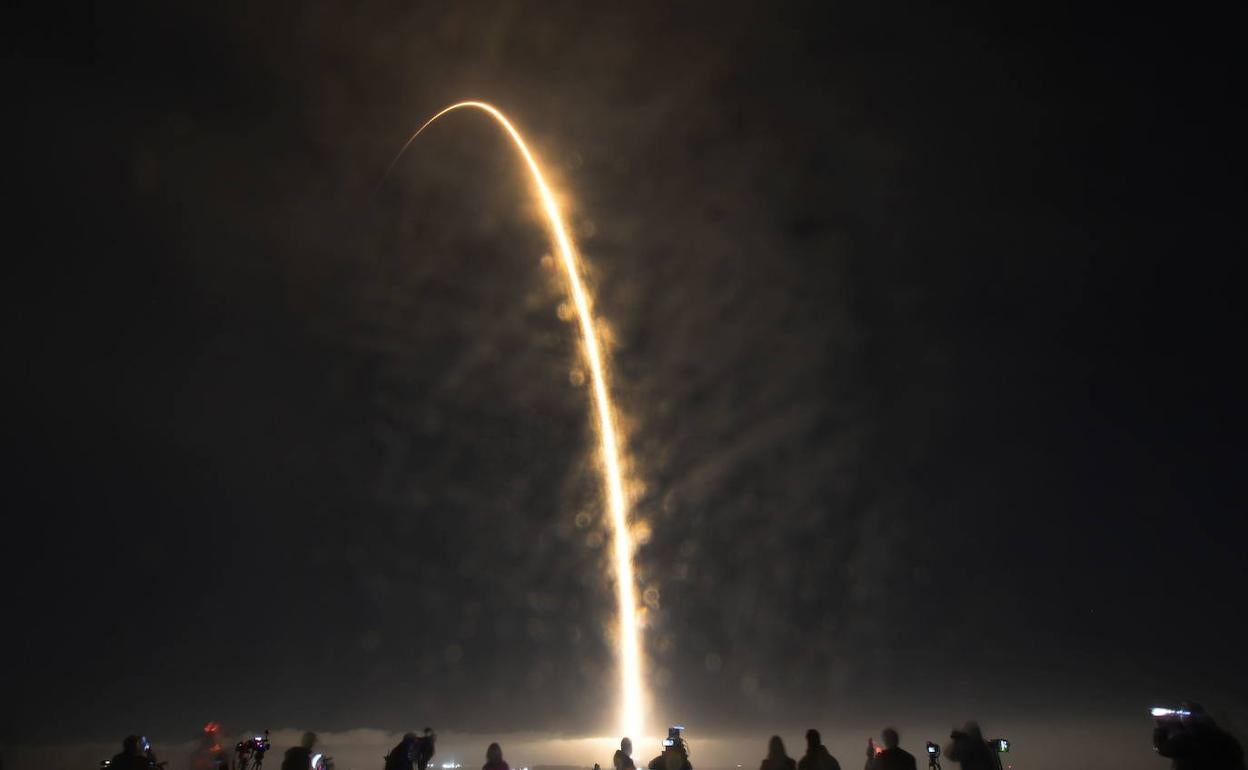 SpaceX: Falcon 9 | Parte de un cohete de Elon Musk que está fuera de control se estrellará contra la Luna