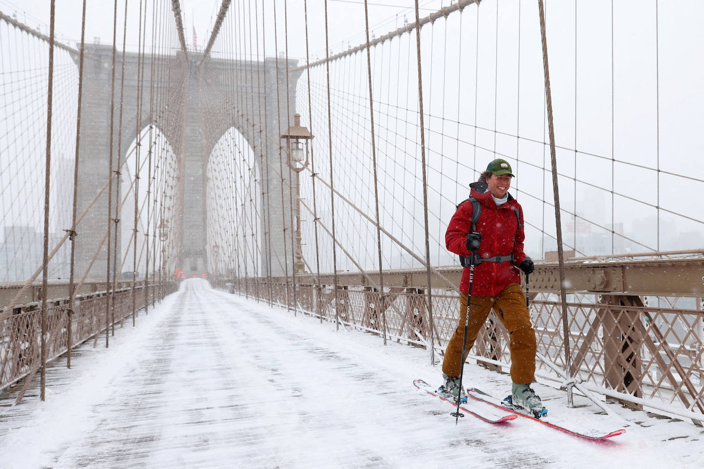 Fotos de Nueva Yok: La nieve sepulta Nueva York