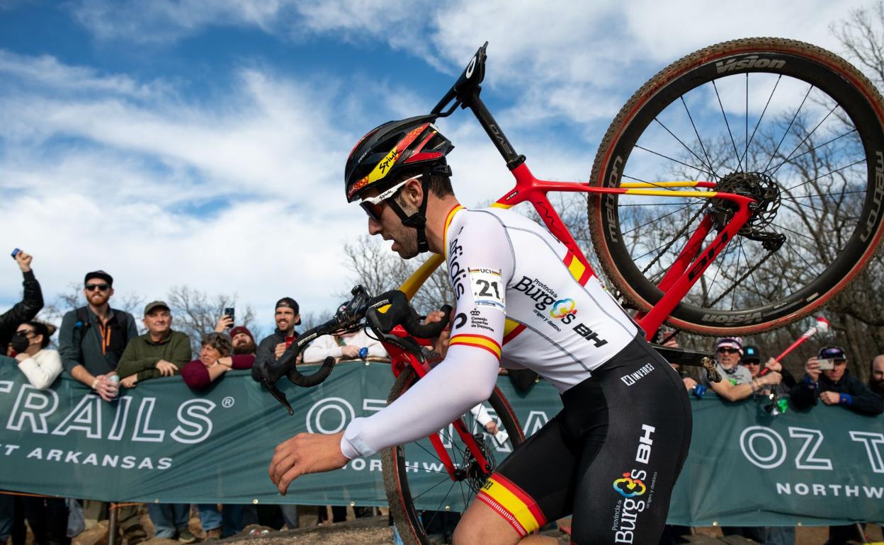 Felipe Orts durante la disputa del mundial de Fayetteville