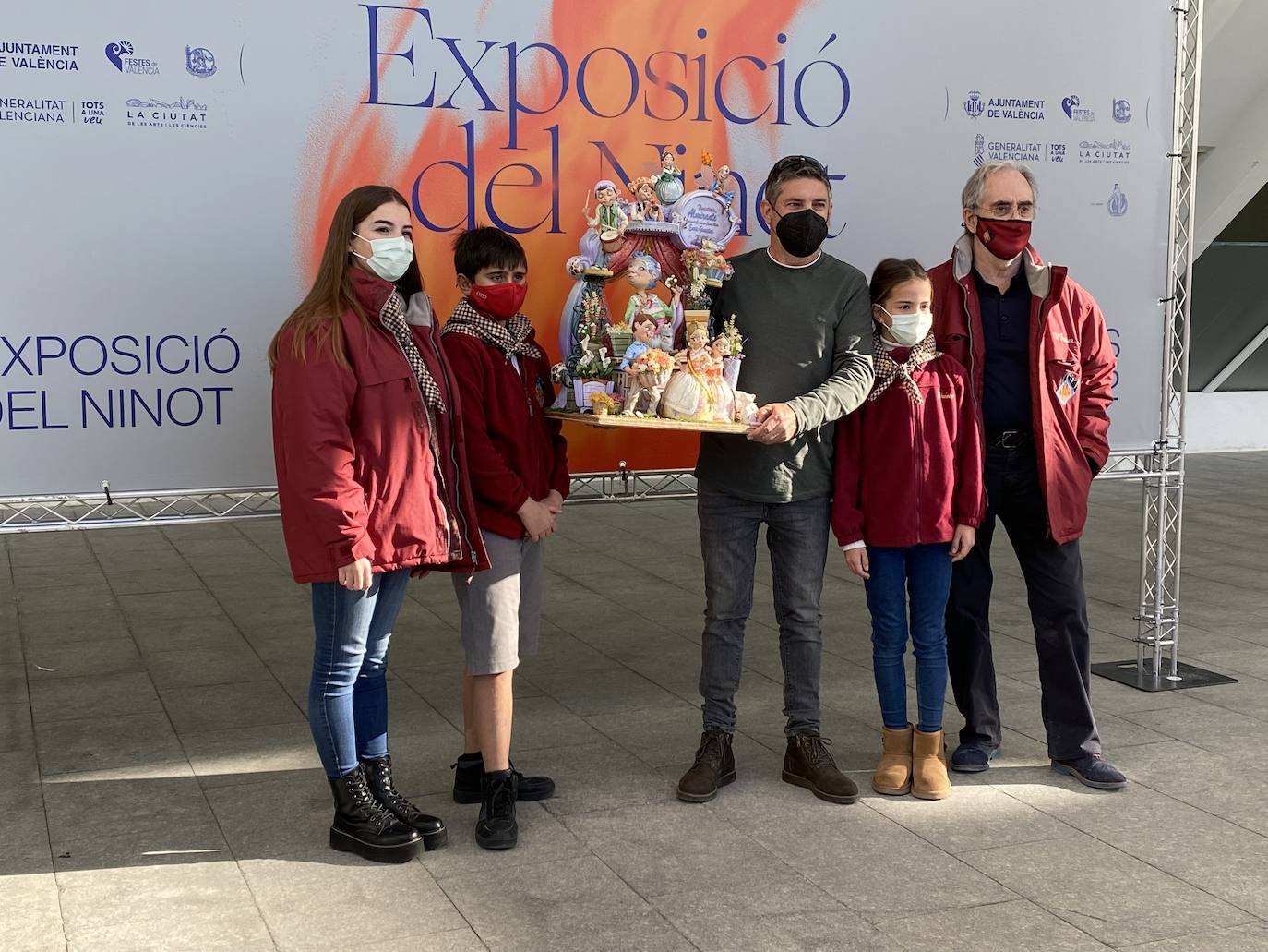 Primeros ninots en llegar a la Exposició del Ninot. 