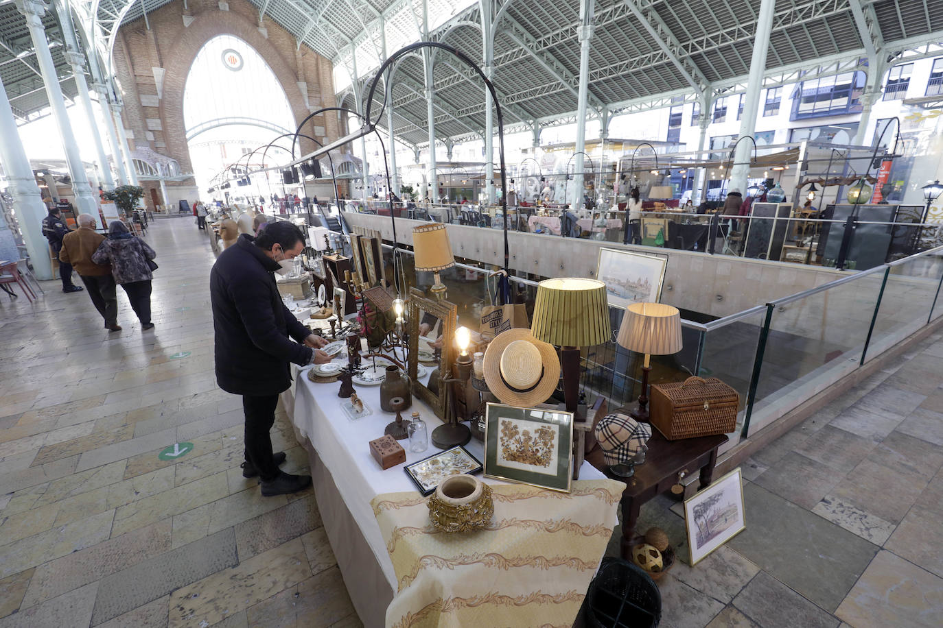 Fotos: Vuelve la moda de las antigüedades a Valencia