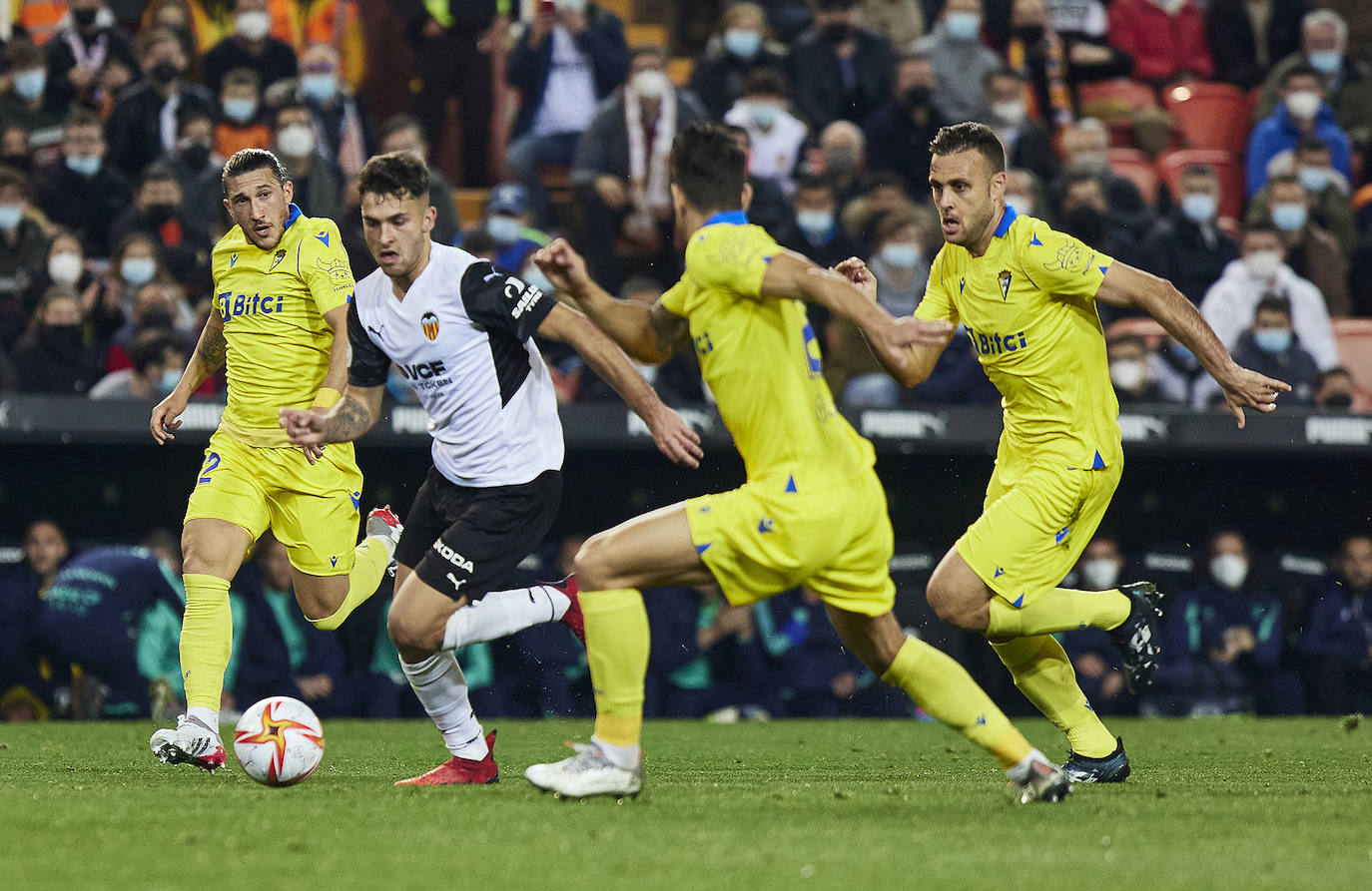 Fotos: Las mejores imágenes del Valencia CF-Cádiz CF de Copa del Rey