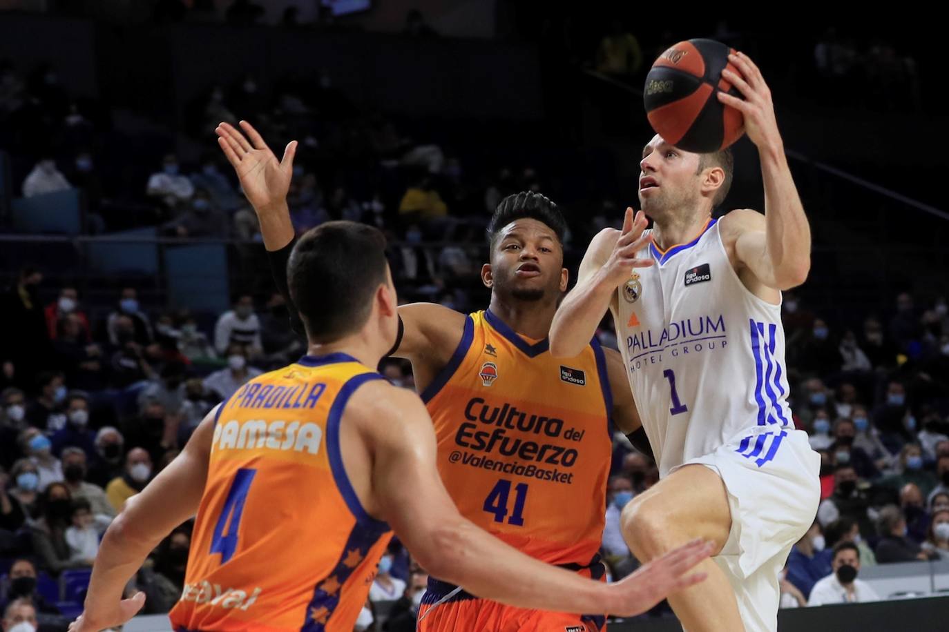 Fotos: Las mejores imágenes del Real Madrid-Valencia Basket