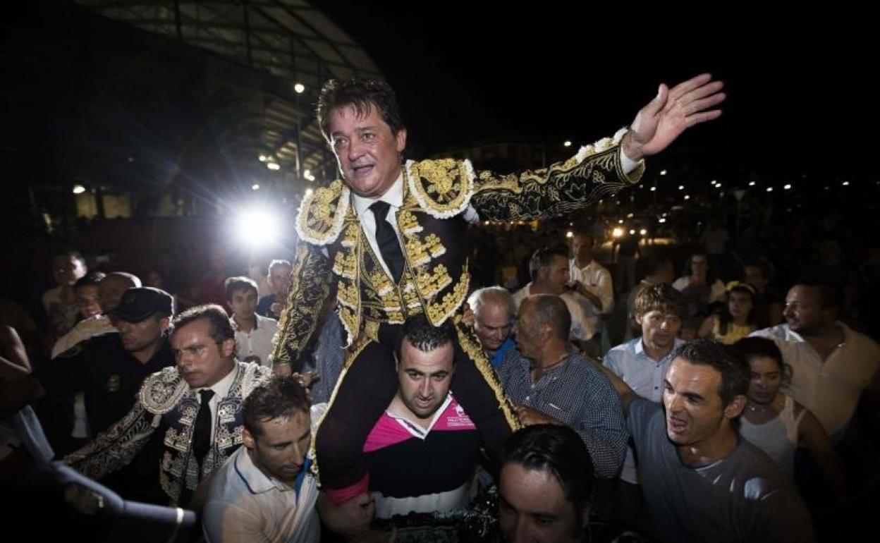 El Soro, que salió por la puerta grande de la plaza de toros de Xàtiva en 2014, participa en el acto del jueves. 