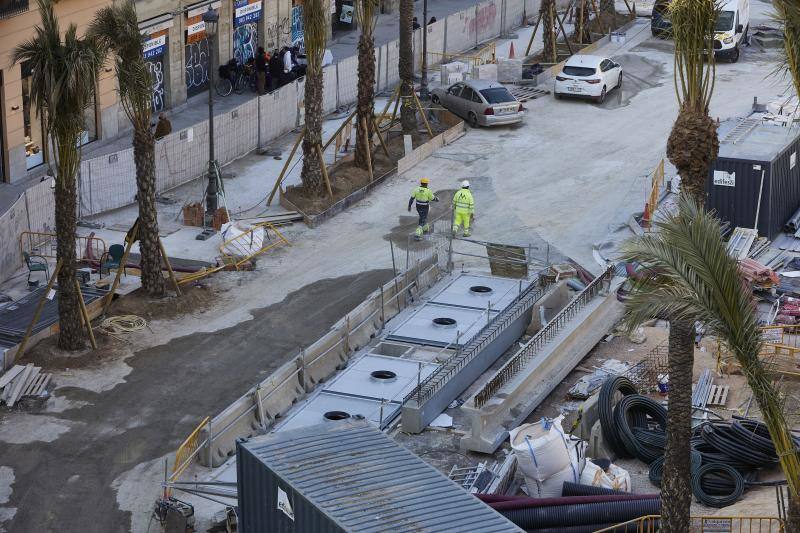 Fotos: Las obras de la Plaza de la Reina avanzan