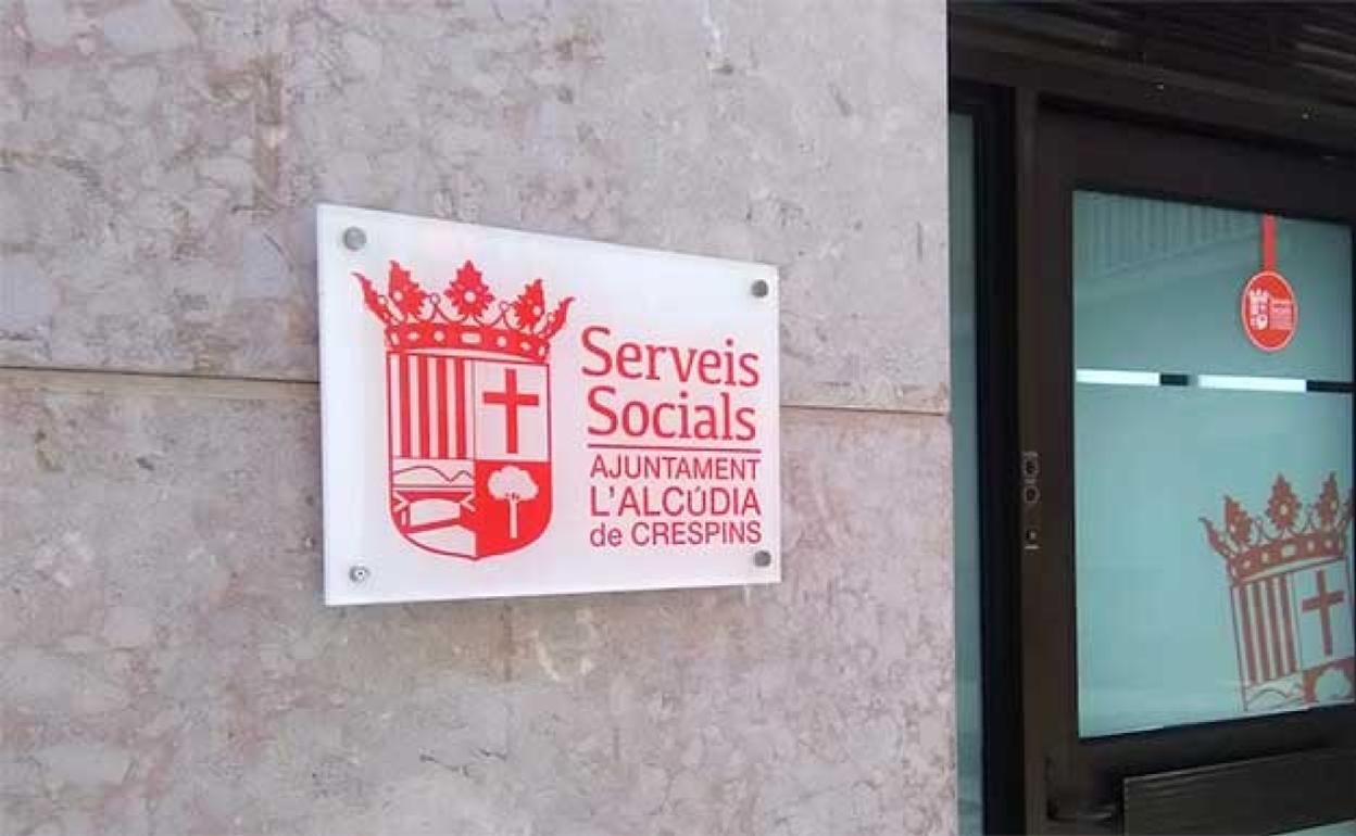 La concejalía de Servicios Sociales es la encargada de prestar el servicio de ayuda a domicilio. 