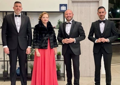 Imagen secundaria 1 - Los políticos valencianos, en la gala LP