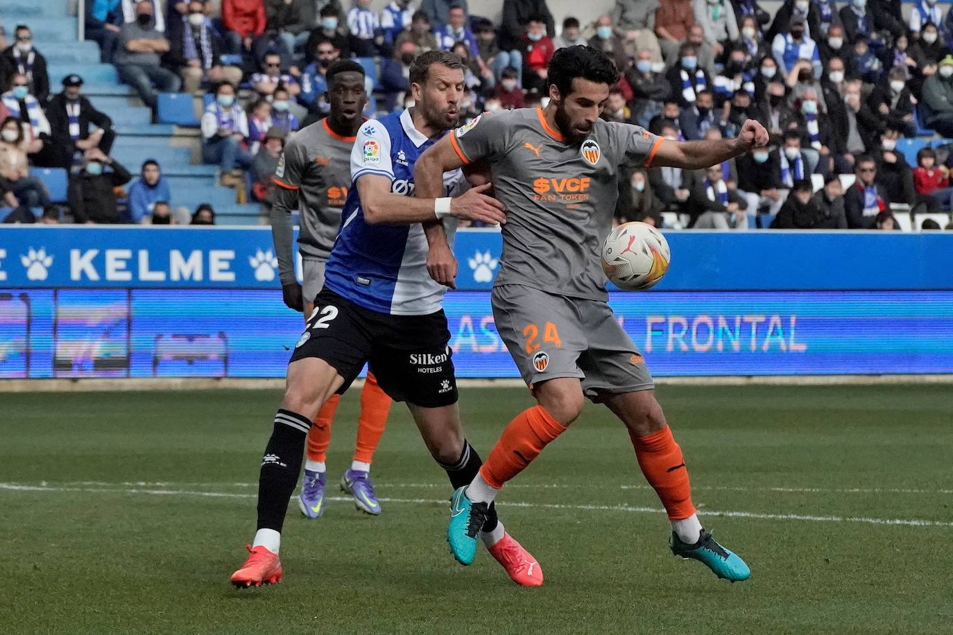 Fotos: Las mejores imágenes del Deportivo Alavés-Valencia CF