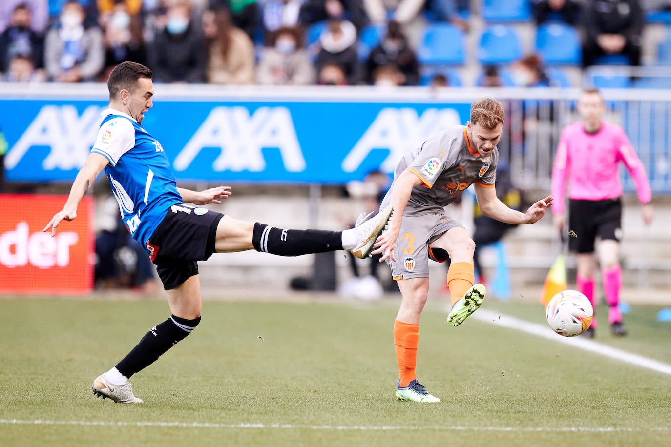 Fotos: Las mejores imágenes del Deportivo Alavés-Valencia CF