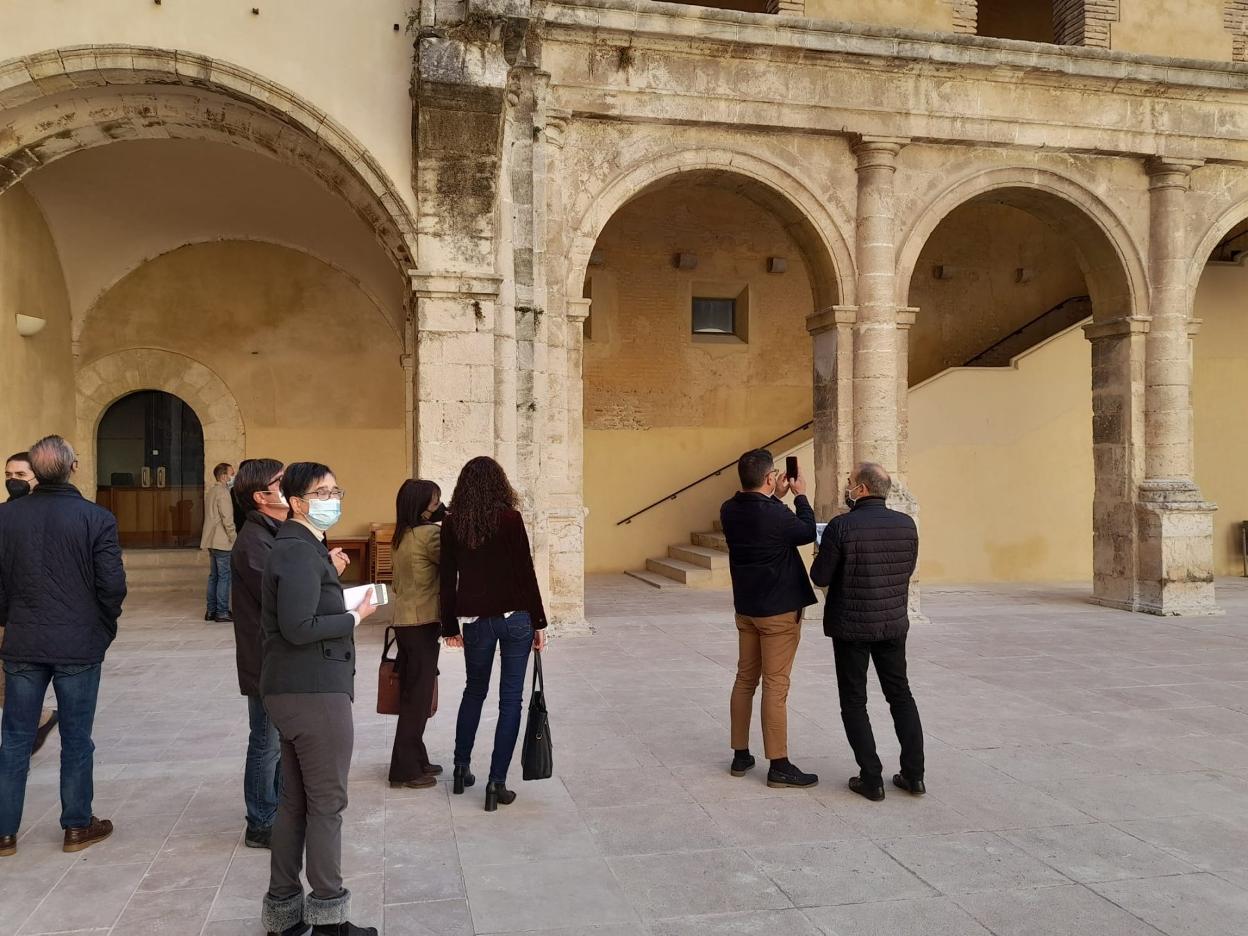 Fachada del Palau Comtal de Cocentaina. LP