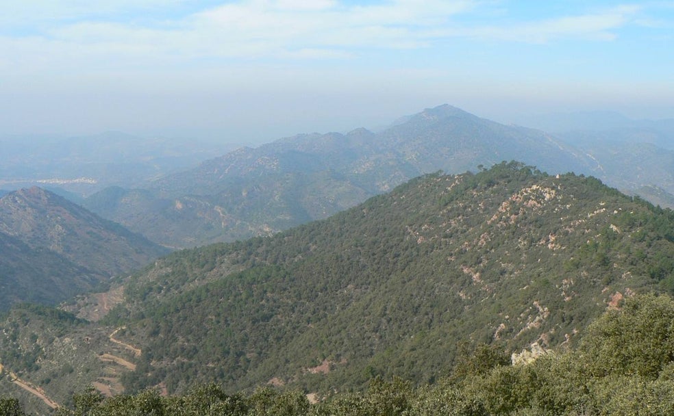 Una subida hacia la cima del Pico Espadán 