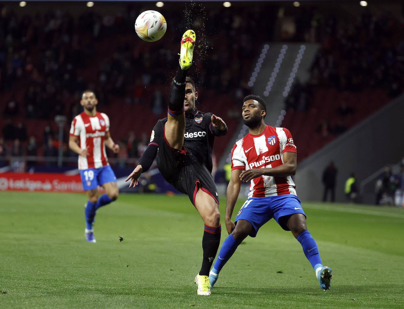 Fotos: Las mejores imágenes del Atlético de Madrid-Levante UD