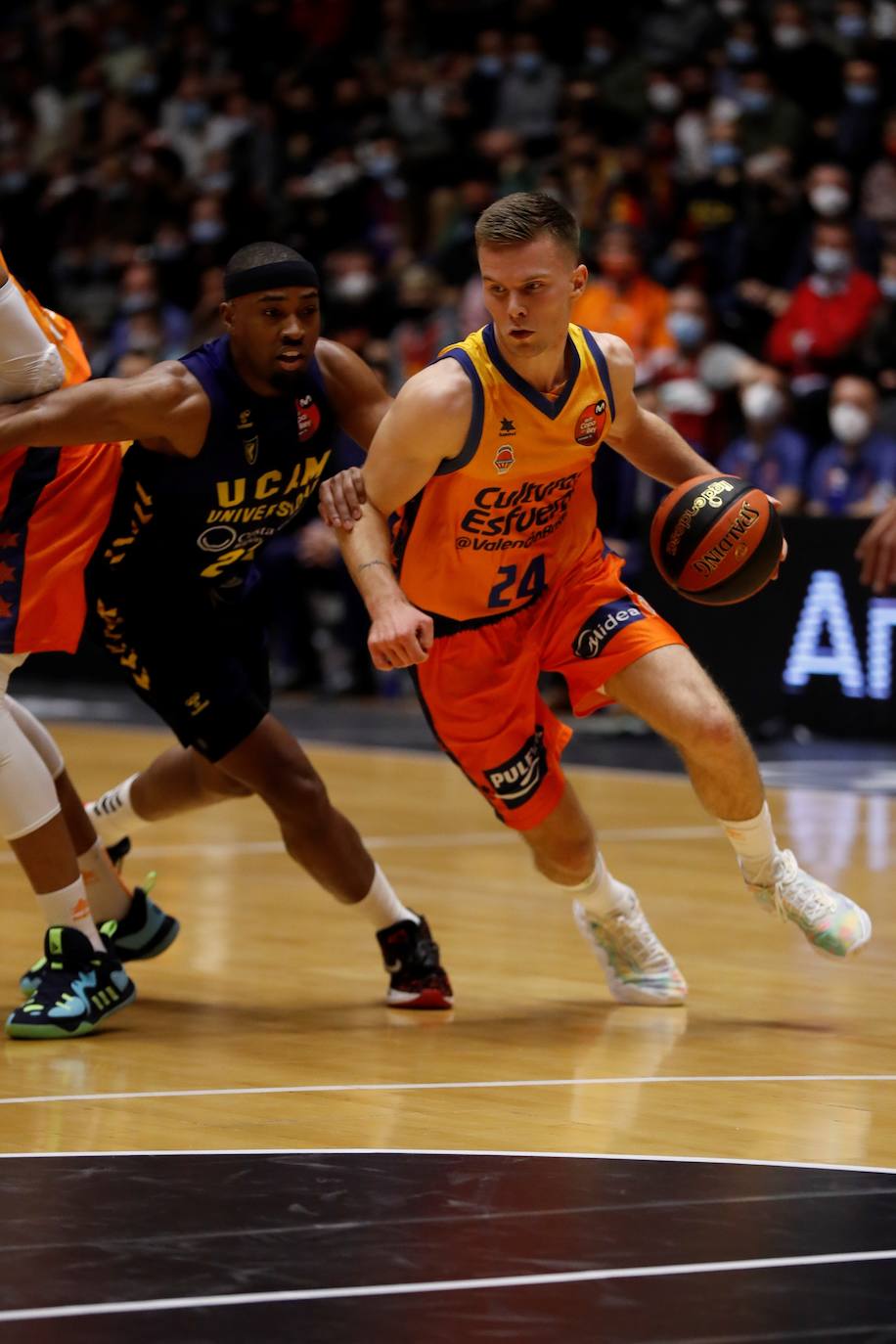 Fotos: Las mejores imágenes del Valencia Basket-UCAM Murcia de Copa del Rey