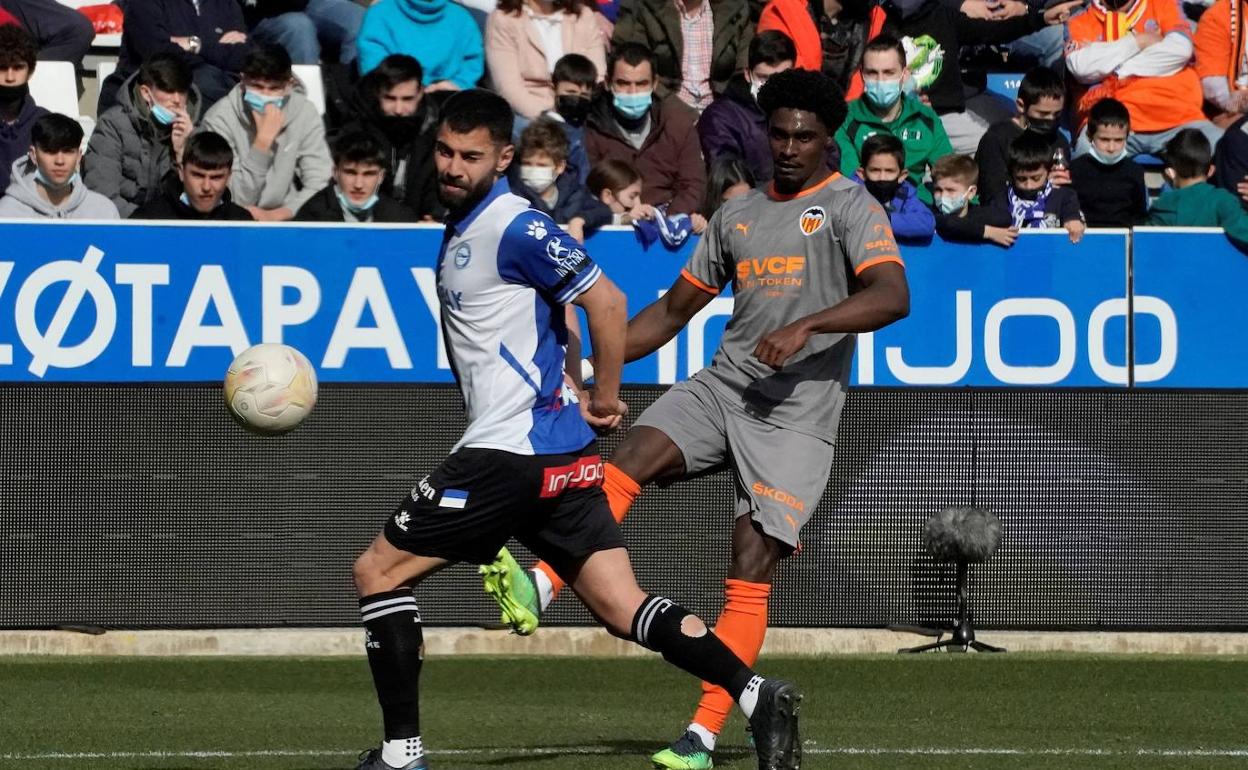 Thierry Correia, durante su último partido ante el Deportivo Alavés