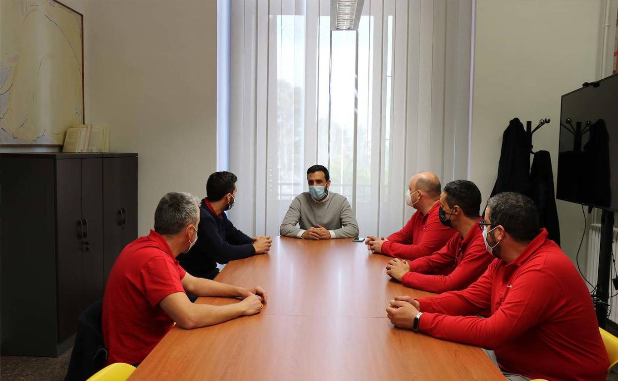 Un instante de la reunión. 