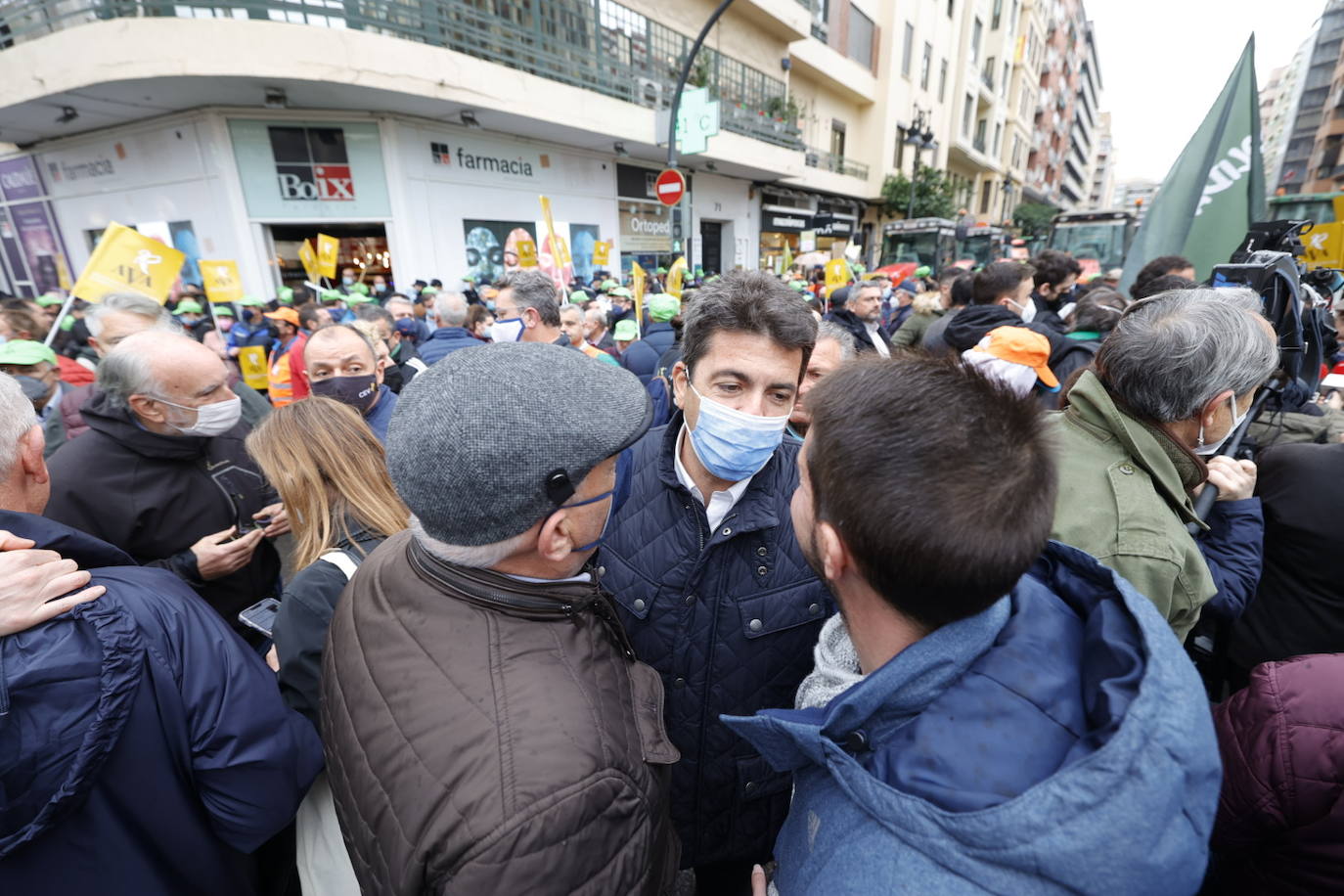 Fotos: Una tractorada recorre la ciudad de Valencia