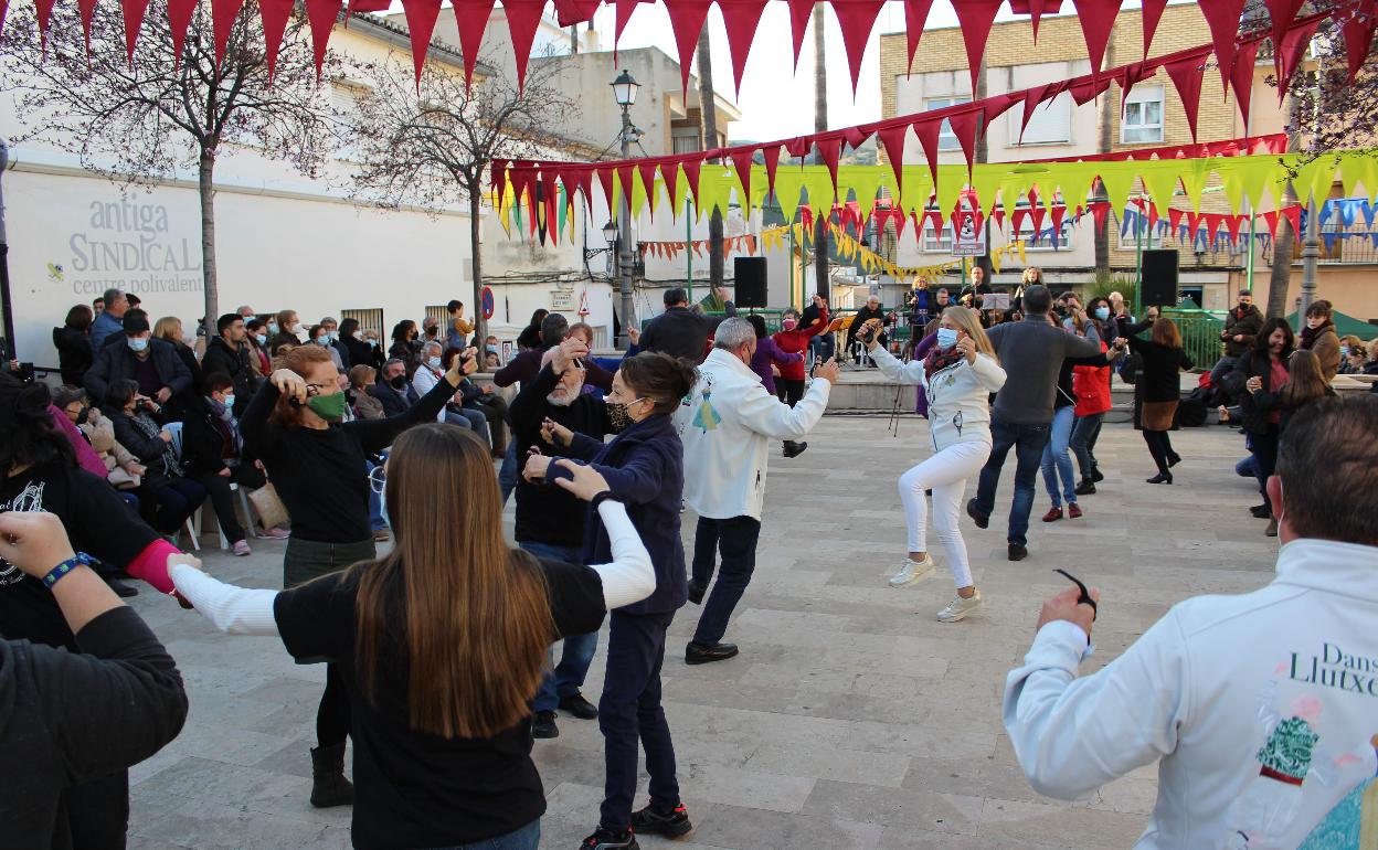 Bailes durante el Porrat de Ròtova de este 2022. 