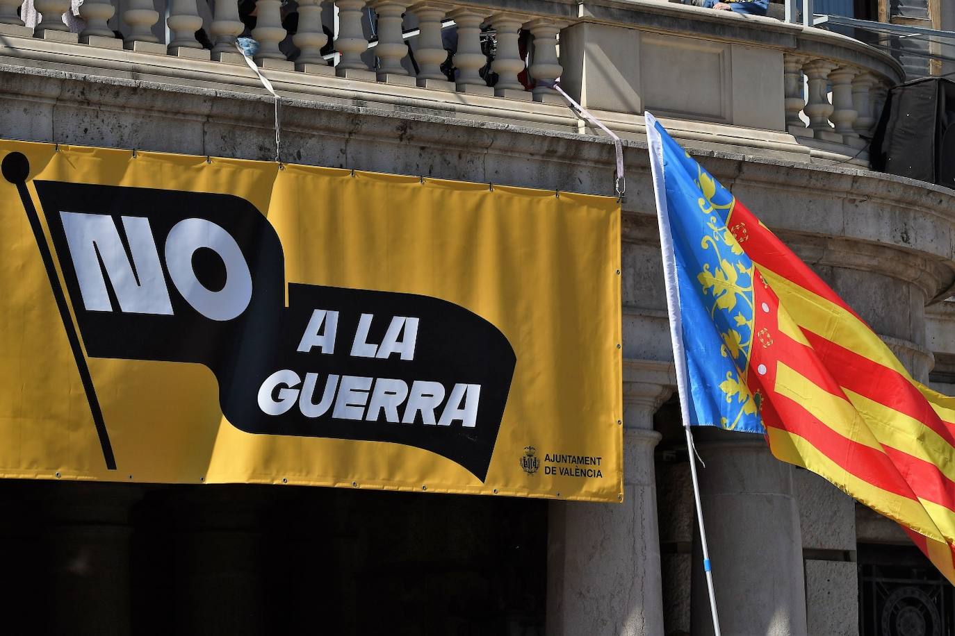 Fotos: Búscate en la mascletà del 1 de marzo de 2022