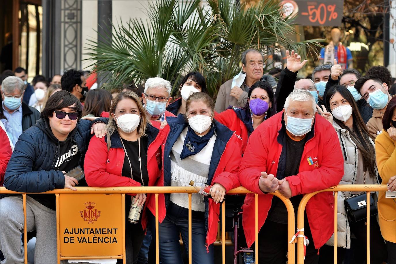 Fotos: Búscate en la mascletà del 1 de marzo de 2022