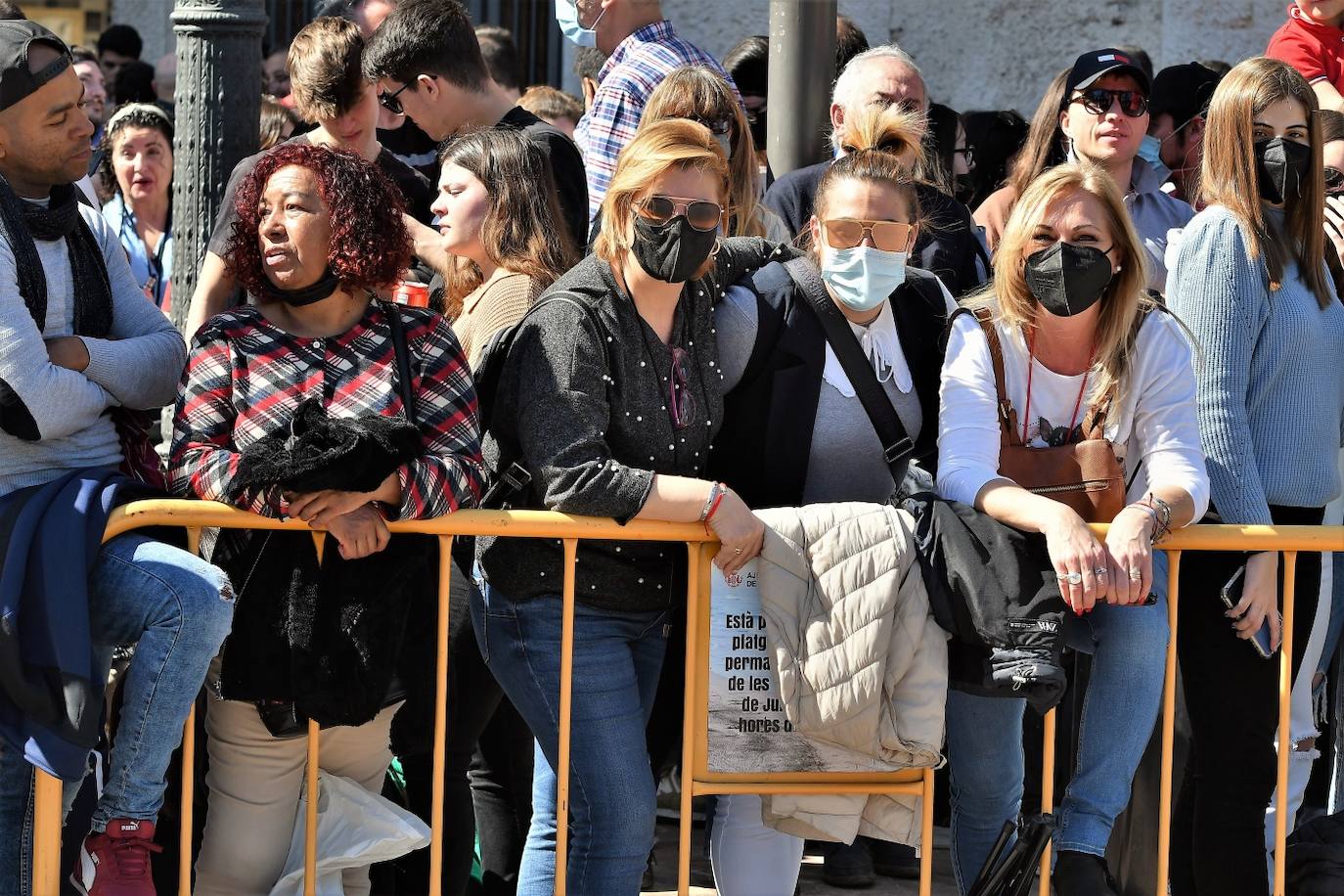 Fotos: Búscate en la mascletà del 1 de marzo de 2022