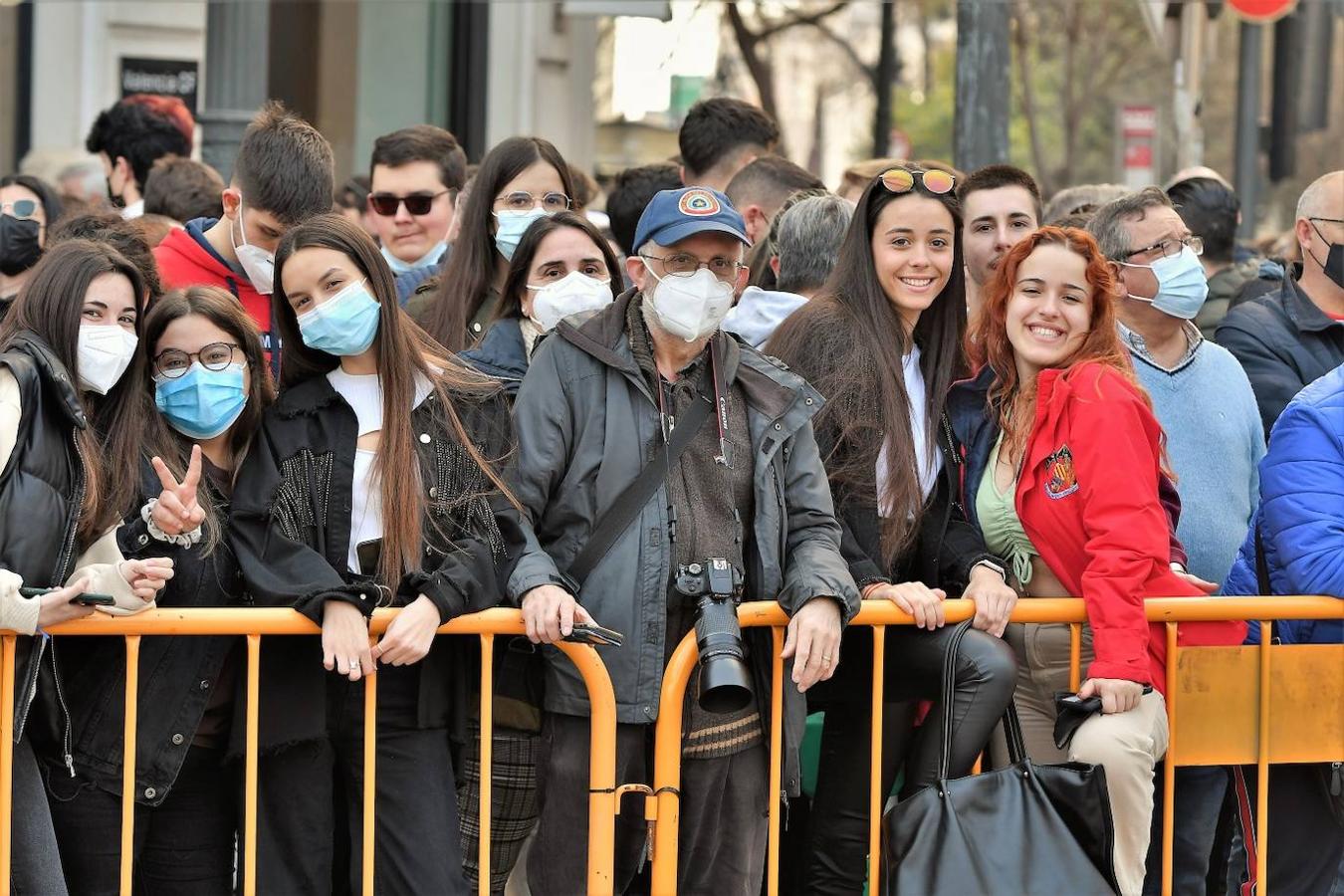 Fotos: Búscate en la mascletà del 2 de marzo de 2022